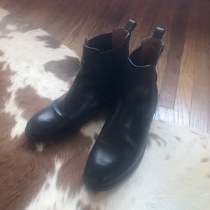 Frye Melissa black leather Chelsea boot 7.5